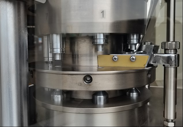 Роторный таблеточный пресс ZPT168-10D